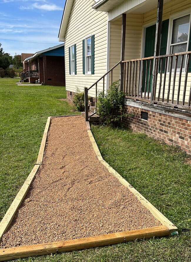 Front walkway - 8813 US-64