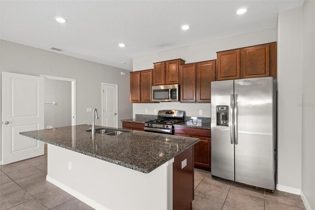Building Photo - 16858 Red Brick Ln