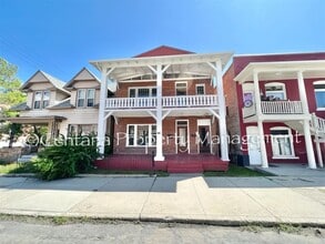 Building Photo - Great 3 Bedroom near Tech!