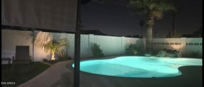 Building Photo - 936 E Hermosa Dr