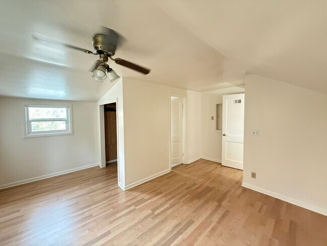 Building Photo - Great South Hills Location