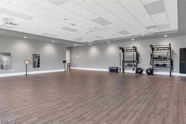 Building Photo - 43040 Greenway Blvd