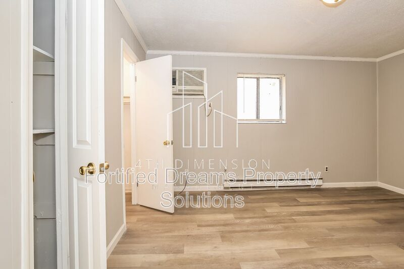 Building Photo - 202 Leisure Time Ln