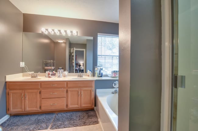 Building Photo - Beautiful 4BR Mt. Juliet Home in Top Schoo...