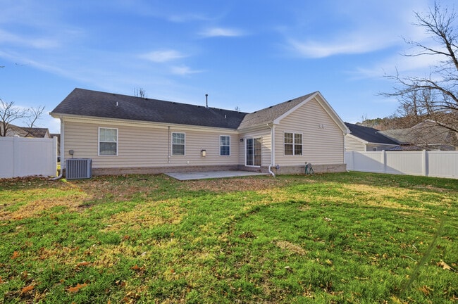 Building Photo - 3211 Calisha Ct