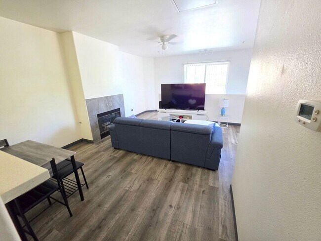 Building Photo - FULLY FURNISHED * 1BED/1BATH CONDO WITH 1 CAR GARAGE IN SOUTHWEST LAS VEGAS