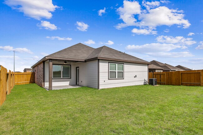 Building Photo - 400 Mystic Slopes Dr