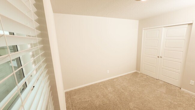 Building Photo - 5513 W Morgantown Ln