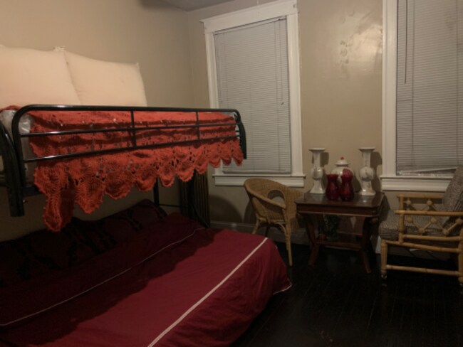 Building Photo - 400 Normandy Ave