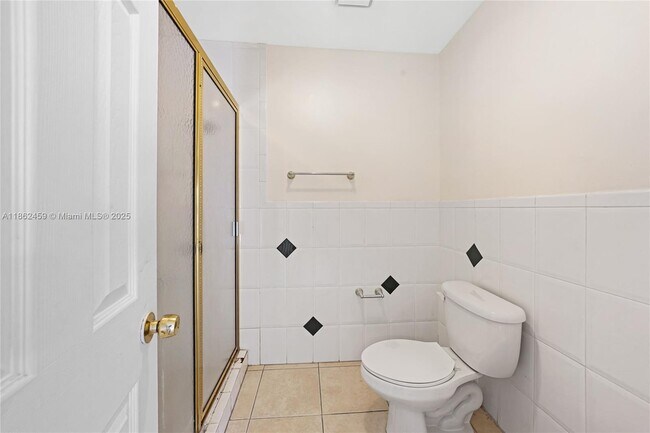 Building Photo - 1054 SW 124th Ct