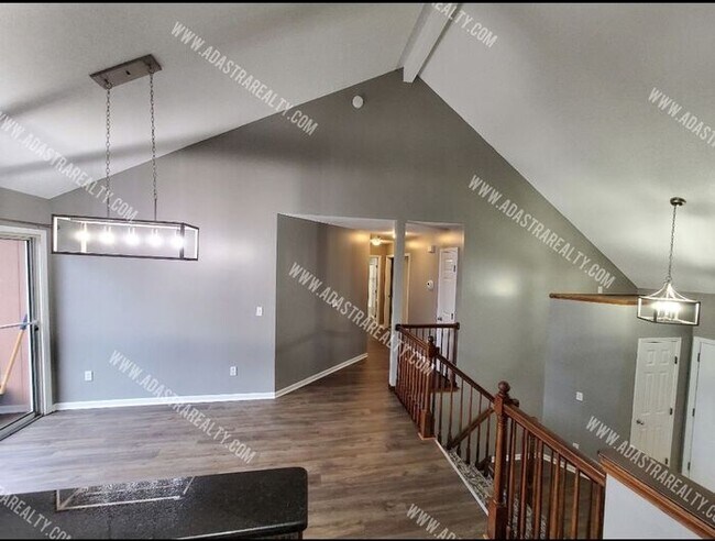 Building Photo - Gorgeous Olathe Home in South Hampton Subdivision-Available in SEPTEMBER!!