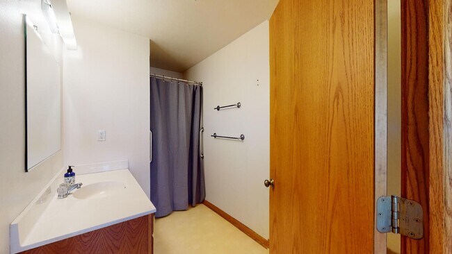 Building Photo - Beautiful Acreage