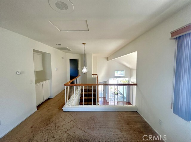 Building Photo - 864 Bramble Ln