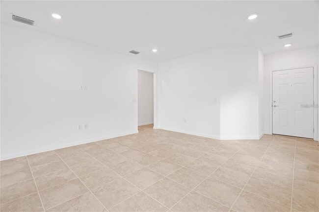 Building Photo - 6560 Silverstar Dr