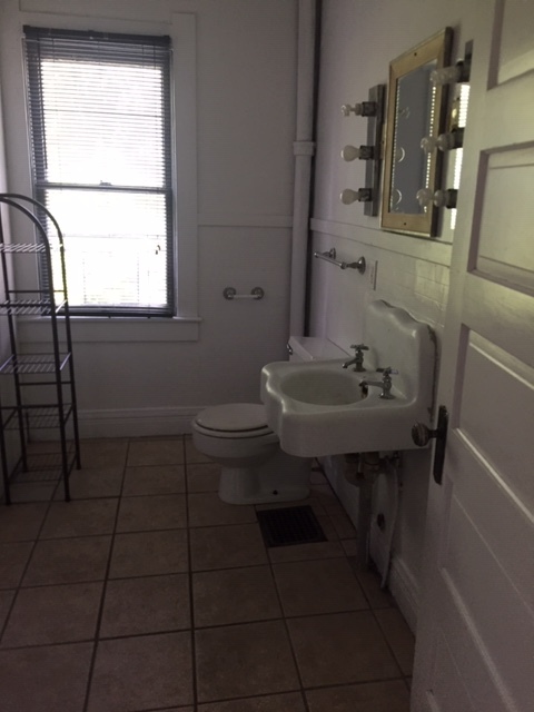 Upstairs Bathroom - 500 N Salisbury St