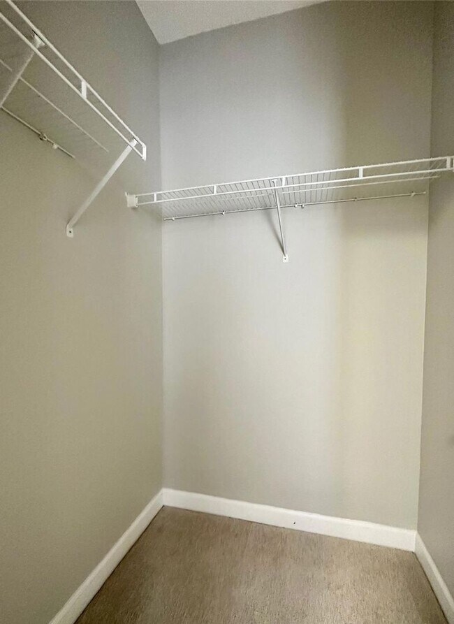 Building Photo - 4 BR/2.5BA | Newly Renovated Single Family Home |Fenced backyard| Elegant Brick Home in the Heart...