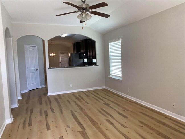 Building Photo - 1017 Stewart Dr