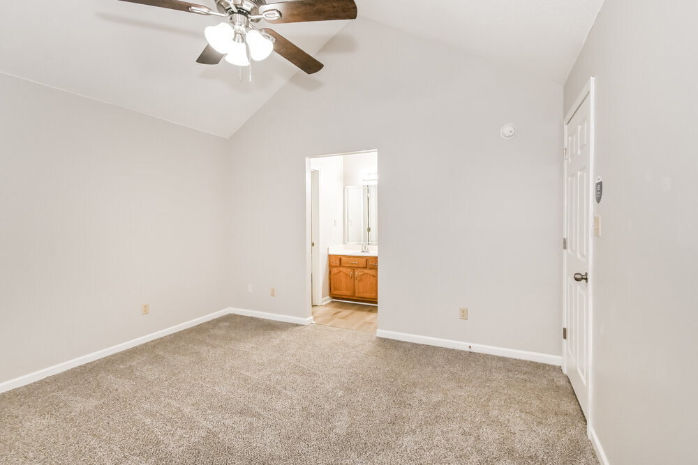 Building Photo - 3030 Caitlynn Cir S