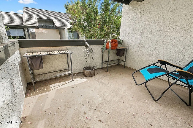 Building Photo - 1340 E Hillcrest Dr