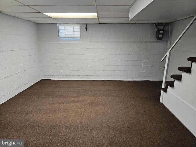 Building Photo - 3238 Westmont Ave