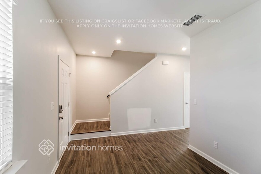Building Photo - 3123 Birdsong Ave