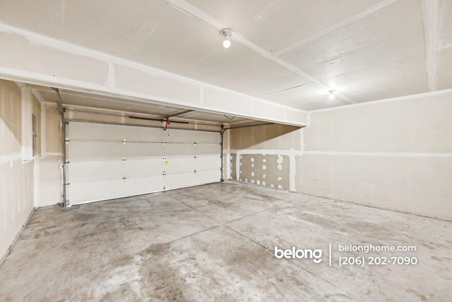 Building Photo - 14818 36th Ave Ct E