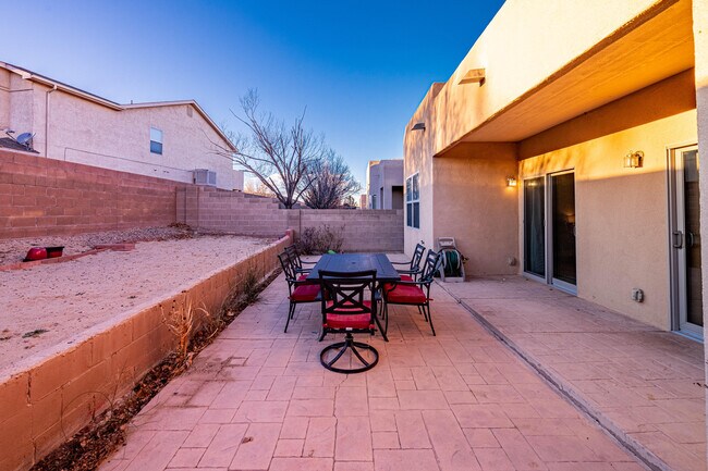 Building Photo - 9719 Calle Chamisa NW