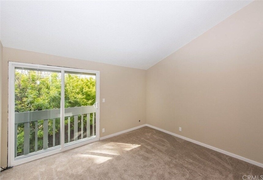 Building Photo - 1104 Tustin Pines Way