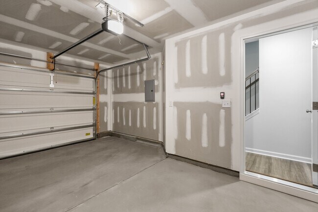 Building Photo - 3031 Castle Loch Ln