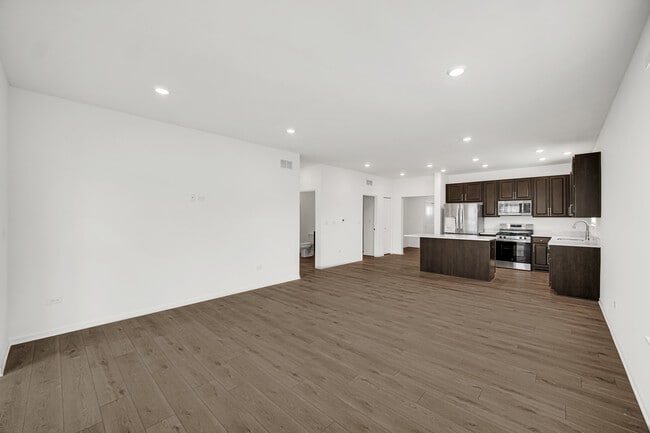 Building Photo - 14905 McCarthy Cir