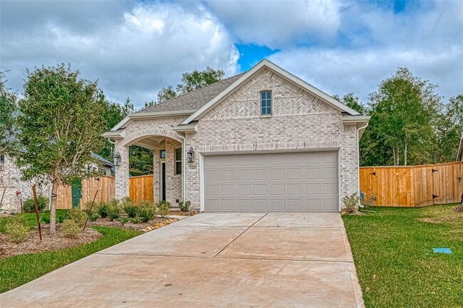 Building Photo - 348 Rise Ln