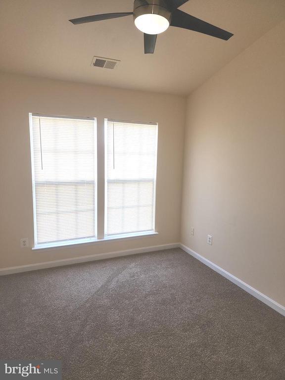 Building Photo - 12102 Wallower Way