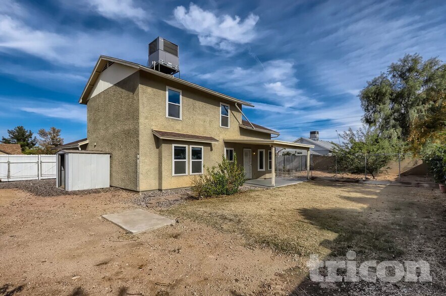 Building Photo - 6745 E Inglewood St