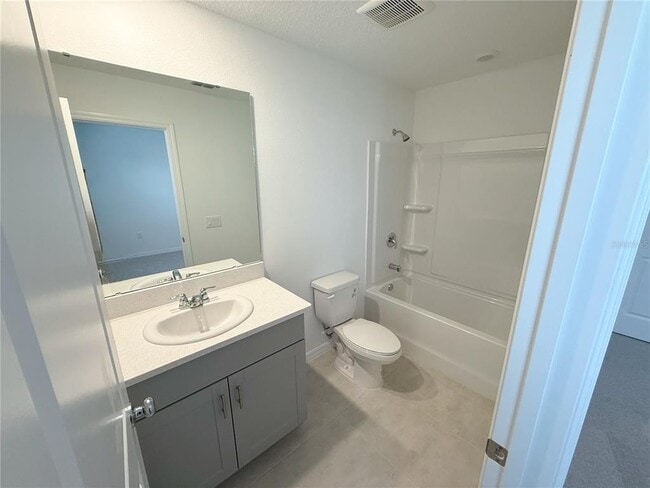 Building Photo - 3102 Skyline Lp