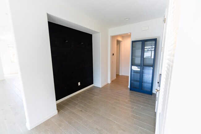 Building Photo - 1705 Brickhill Ct