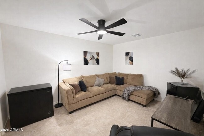 Building Photo - 854 S San Marcos Dr