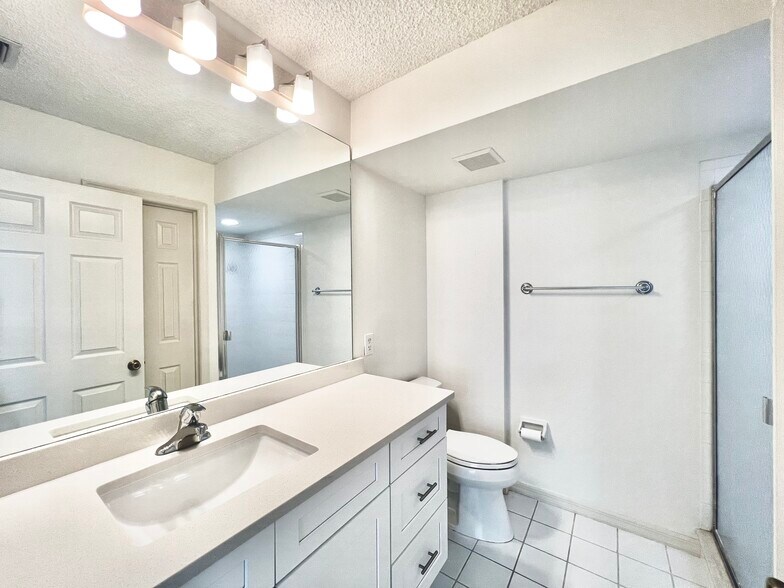 Building Photo - 113 Wading Bird Cir