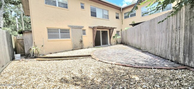 Building Photo - 4390 Herschel St