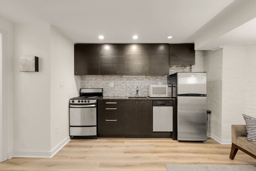 Building Photo - 1636 44th St NW