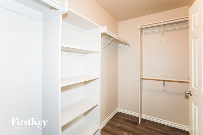 Building Photo - 1208 Mountain Peak Dr