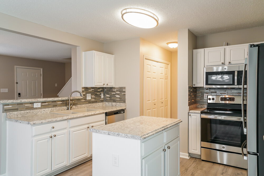 Building Photo - 4904 Silverdene St