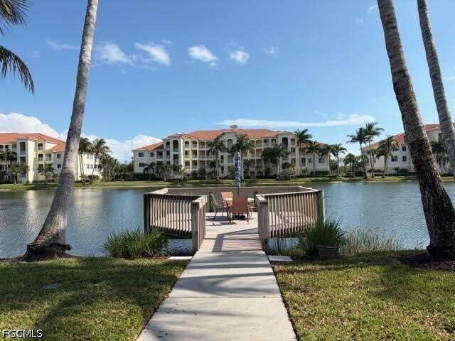 Building Photo - 20021 Sanibel View Cir