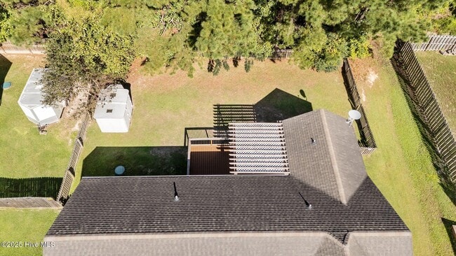 Building Photo - 123 Leonard Dr