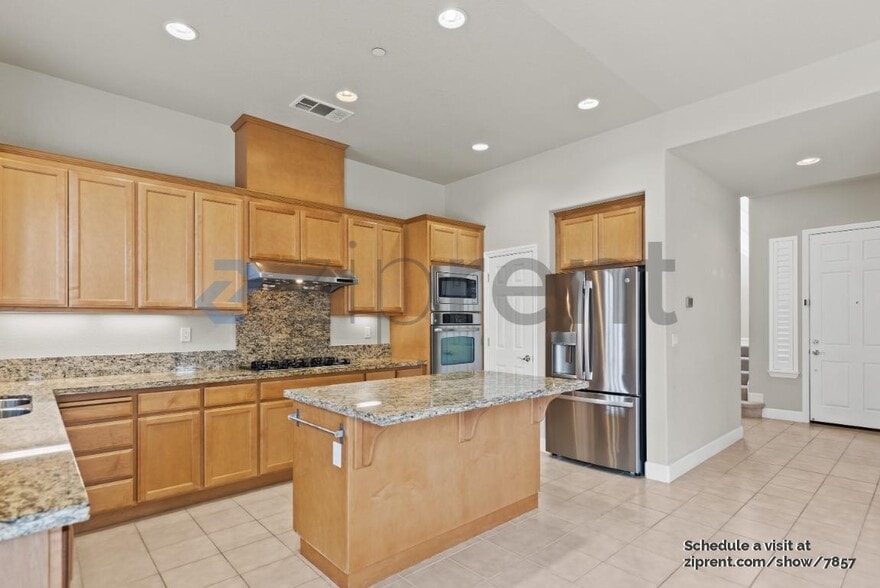 Building Photo - 213 Marbella Ln