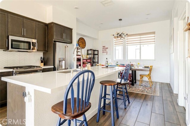 Building Photo - 285 Dockside Ln