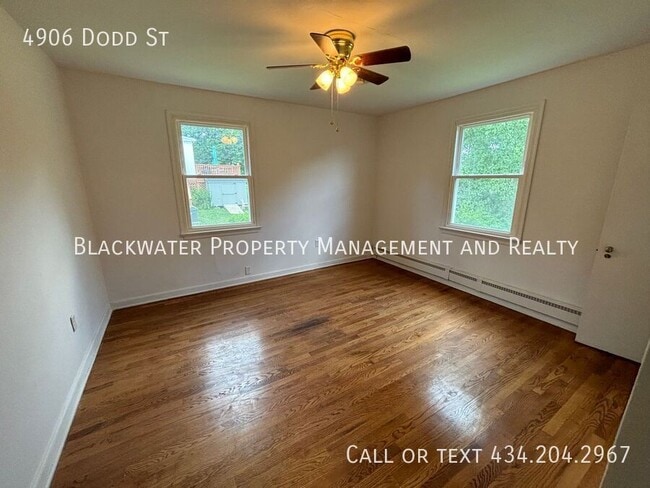 Building Photo - 4906 Dodd St