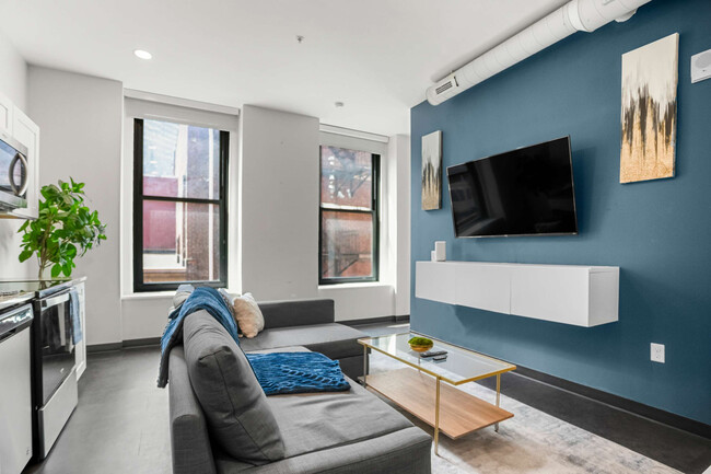 Building Photo - 209 9th St