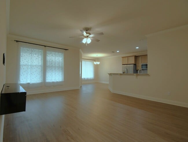 Building Photo - Hamilton Meadows Gated Community! Lovely, Modern 2 Bedroom, 2 Bath Home w/Garage