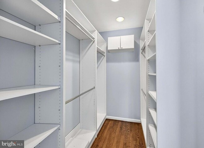 Building Photo - 9125 Donna Dean Dr