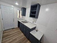 Building Photo - 128-130 Arletta